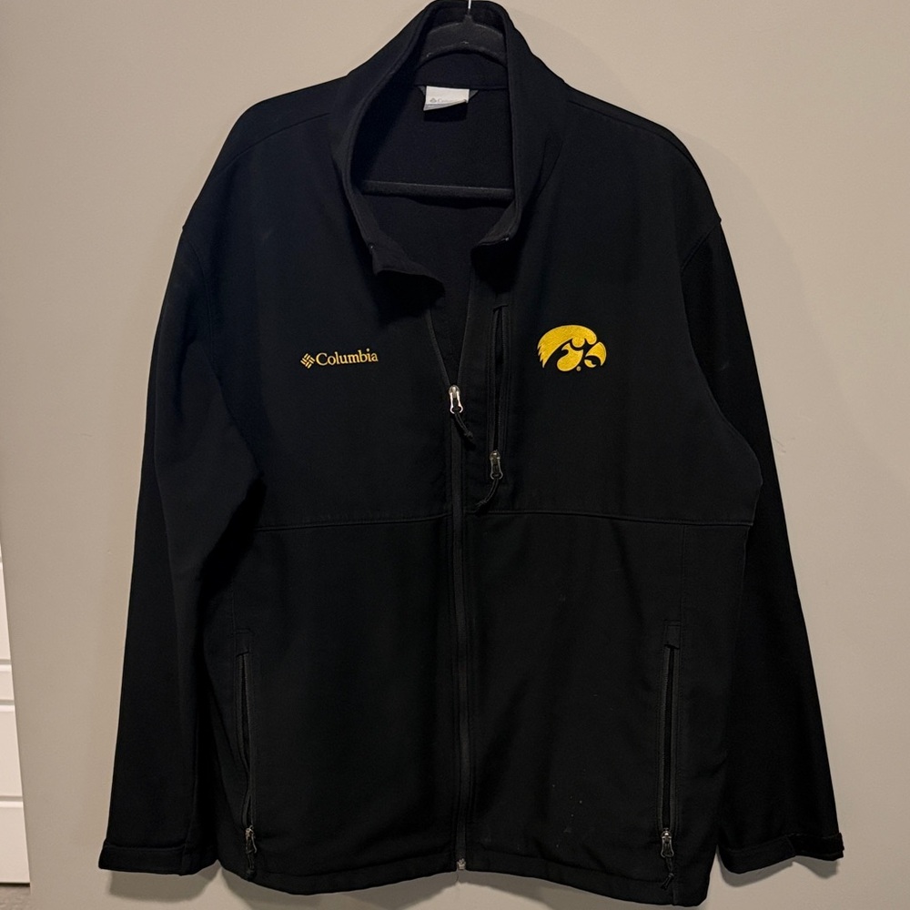 Columbia Black Iowa Hawkeye Jacket